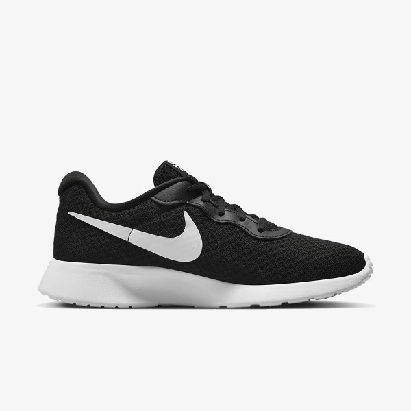 Nike Pantofi Sport WMNS NIKE TANJUN FLYEASE 