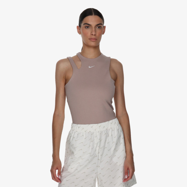 Nike Body Sportswear Essential 