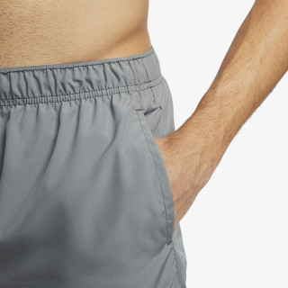 Nike Pantaloni scurti Challenger 