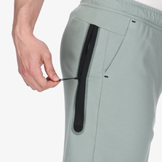NIKE Pantaloni scurti Tech Essentials 