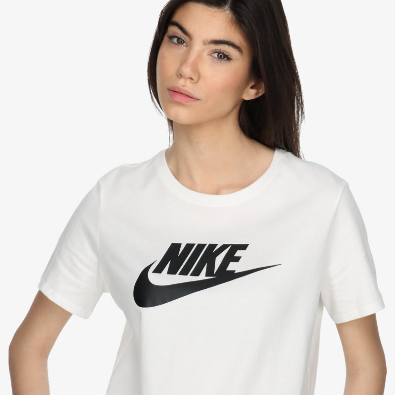 Nike Tricou Sportswear Club 