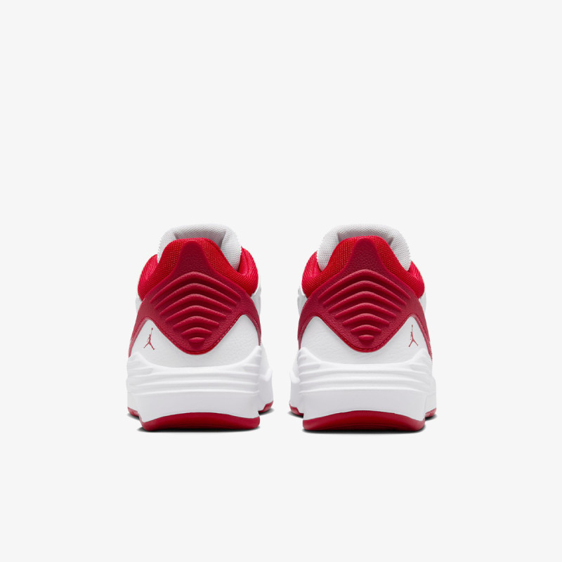 Nike Pantofi Sport JORDAN MAX AURA 5 BG 