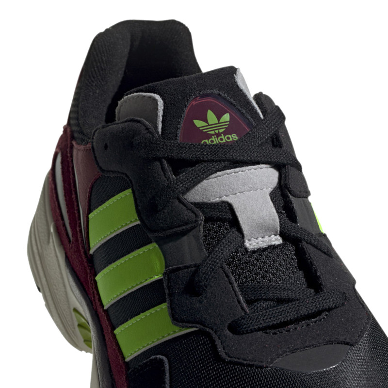 adidas Pantofi Sport YUNG-96 