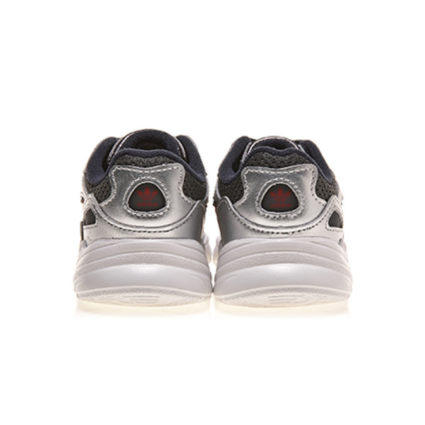 adidas Pantofi Sport YUNG-96 CHASM SHOES<br /> 