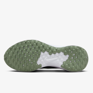 Nike Pantofi Sport Revolution 7 