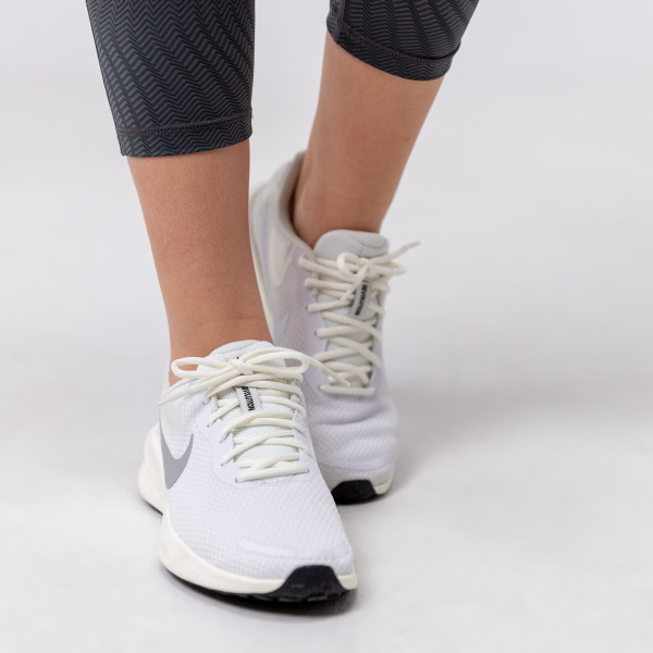 Nike Pantofi Sport W NIKE REVOLUTION 7 
