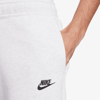 Nike Pantaloni scurti Tech Fleece 