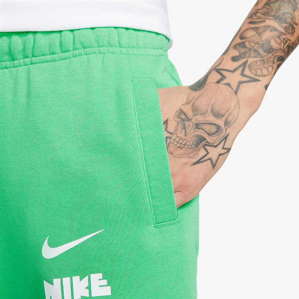 Nike Pantaloni scurti Club Fleece 