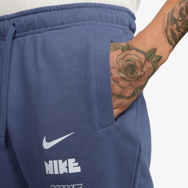 Nike Pantaloni scurti Club Fleece 