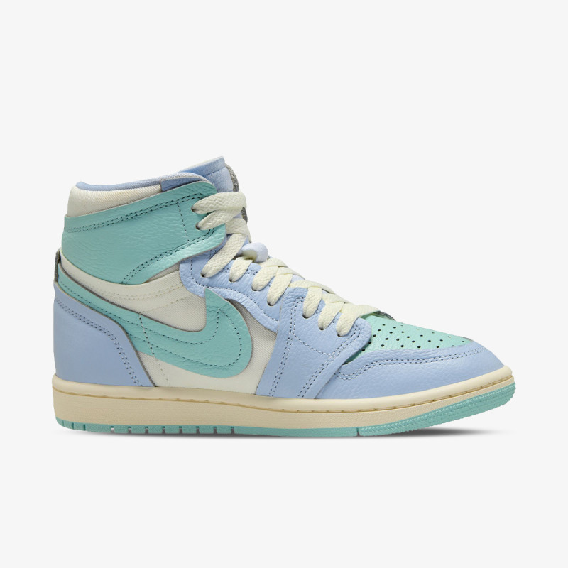 Nike Pantofi Sport WMNS AIR JORDAN 1 MM HIGH 