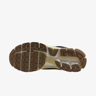 Nike Pantofi Sport Zoom Vomero 5 