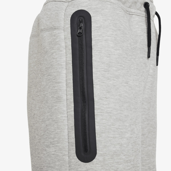 Nike Pantaloni scurti Tech Fleece 