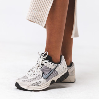 Nike Pantofi Sport W NIKE ZOOM VOMERO 5 