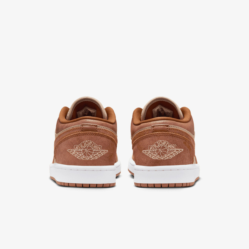 Nike Pantofi Sport WMNS AIR JORDAN 1 LOW SE 