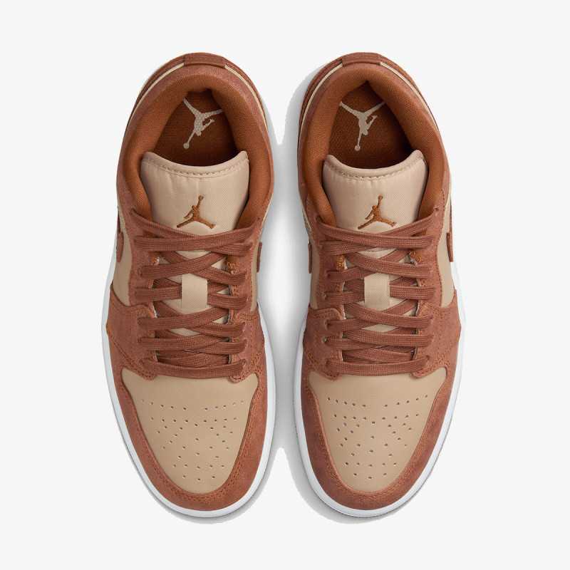 Nike Pantofi Sport WMNS AIR JORDAN 1 LOW SE 