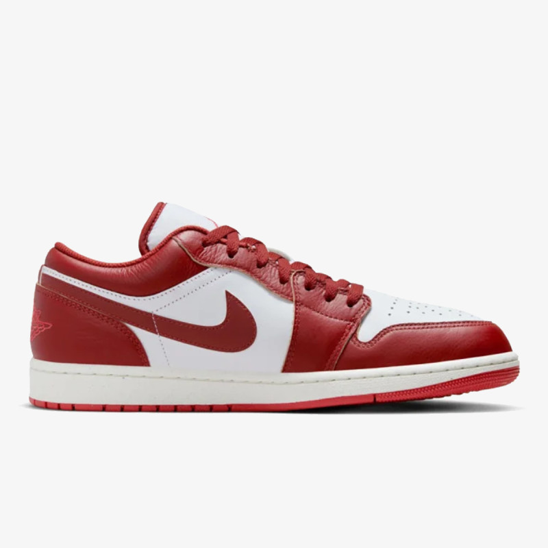 Nike Pantofi Sport AIR JORDAN 1 LOW SE 