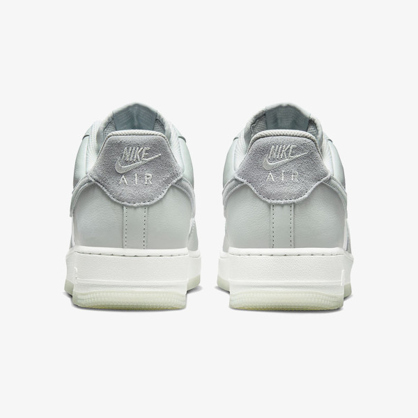 Nike Pantofi Sport Air Force 1 '07 LV8 2 