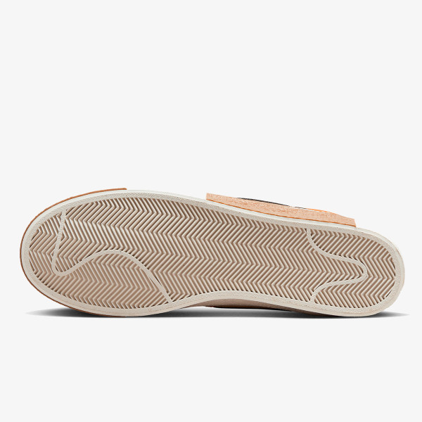 Nike Pantofi Sport BLAZER MID PRO CLUB EMB 