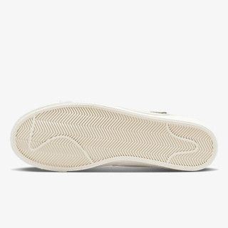 Nike Pantofi Sport BLAZER LOW 77 JUMBO SE 