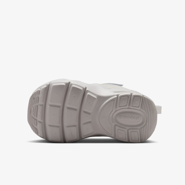 Nike Pantofi Sport NIKE AIR MAX NOVA BT 