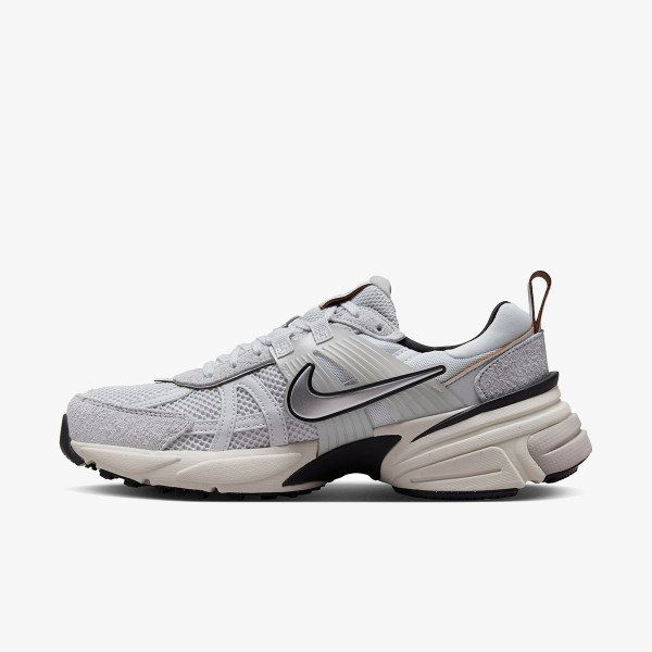 Nike Pantofi Sport W NIKE V2K RUN C.O.R. 