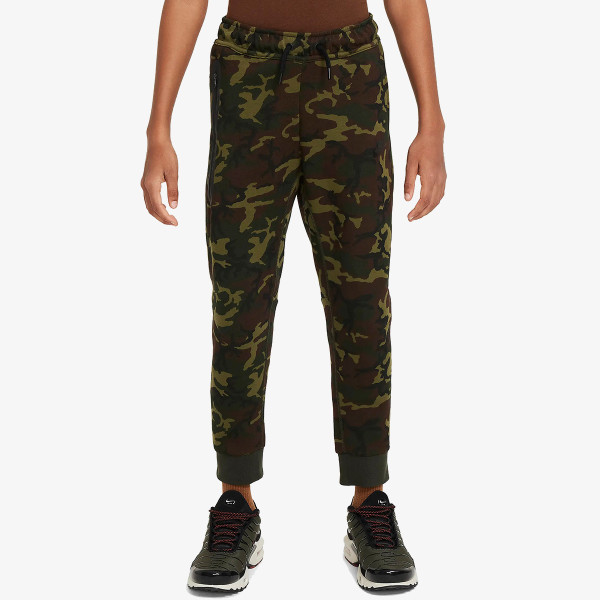 Nike Pantaloni de trening B NSW TCH FLC CAMO BOTTOM 