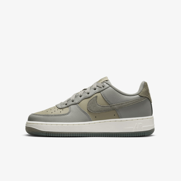 Nike Pantofi Sport AIR FORCE 1 LV8 4 BG 