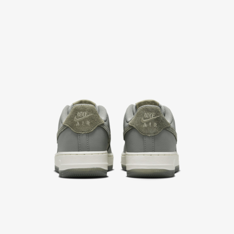 Nike Pantofi Sport AIR FORCE 1 LV8 4 BG 