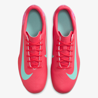 Nike Pantofi Sport VAPOR 16 CLUB IC 