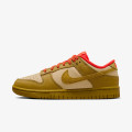 Nike Pantofi Sport W NIKE DUNK LOW E 
