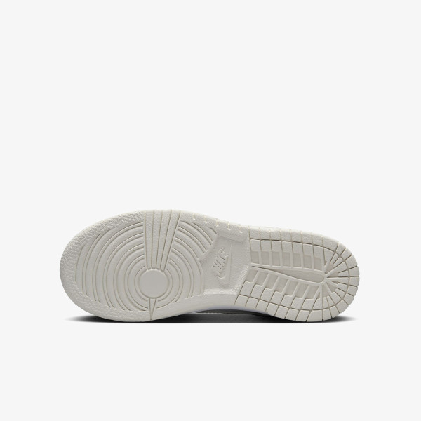 Nike Pantofi Sport Dunk Low 