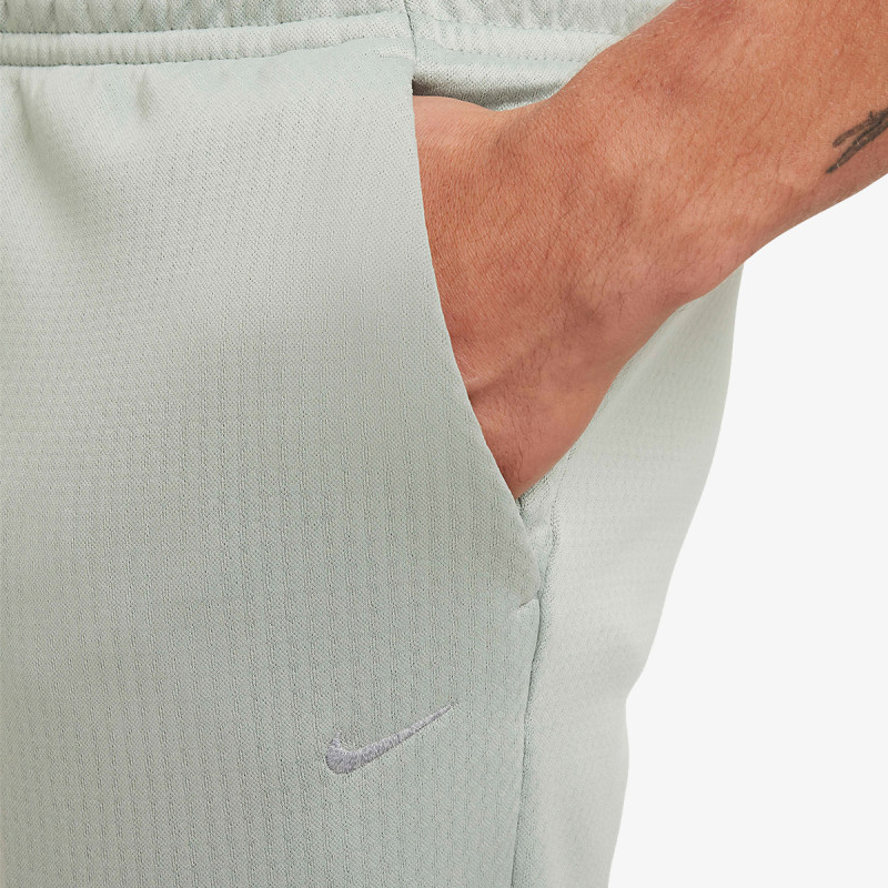 Nike Pantaloni de trening M NK TF RPL THRMA SPHR WNT JGR 