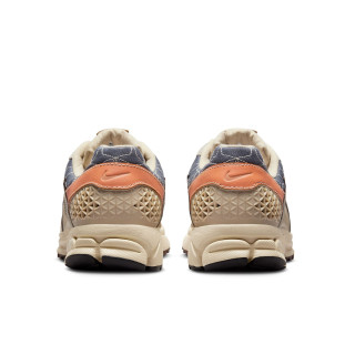 Nike Pantofi Sport Zoom Vomero 5 