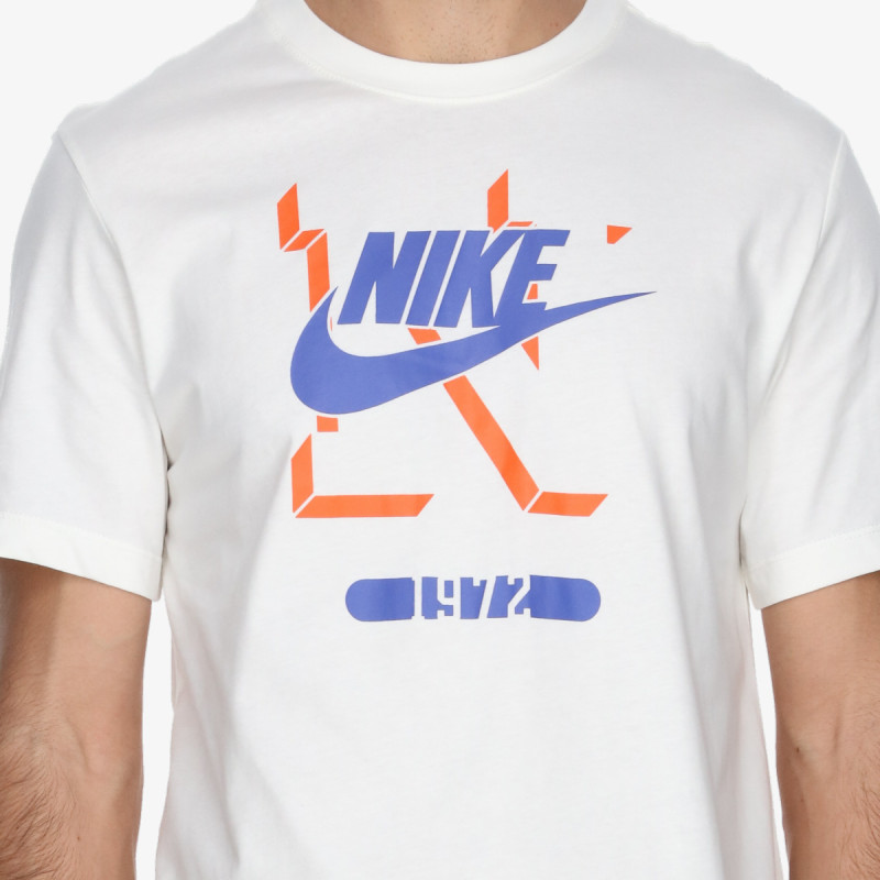 Nike Tricou Futura 