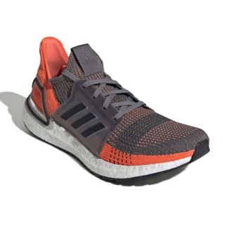 adidas Pantofi Sport Ultra BOOST 19 