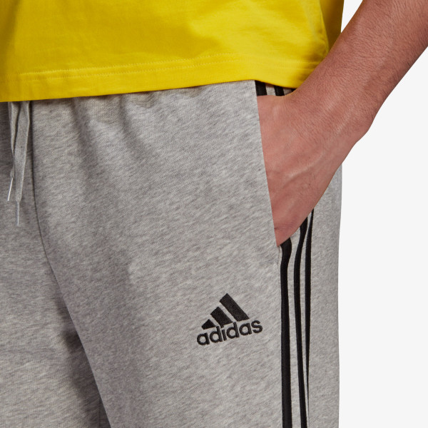 adidas Pantaloni de trening Essentials 