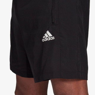 adidas Pantaloni scurti D2 