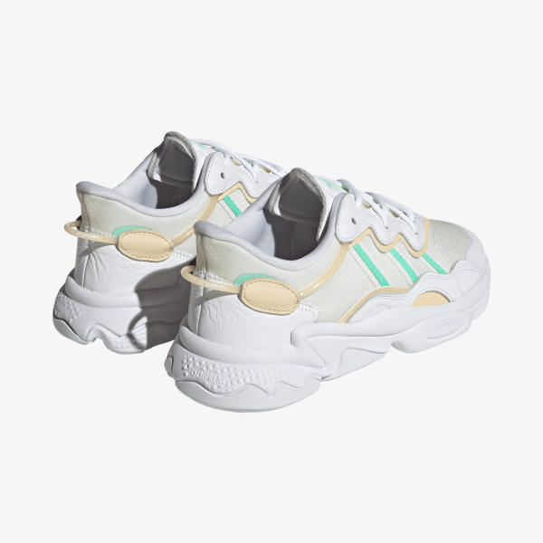 adidas Pantofi Sport OZWEEGO 