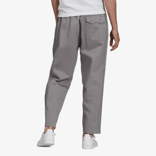 adidas Pantaloni de trening ADICOLOR TREFOIL RELAXED TWILL 