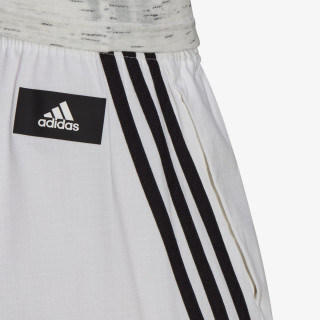 adidas Pantaloni scurti Sportswear Future Icons Woven 