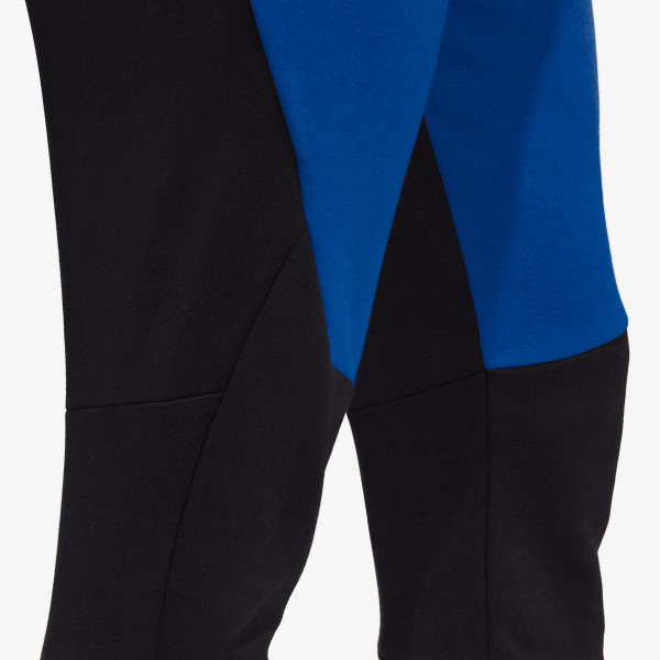 adidas Pantaloni de trening DESIGNED FOR GAMEDAY 