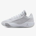 Nike Pantofi Sport JORDAN .77 