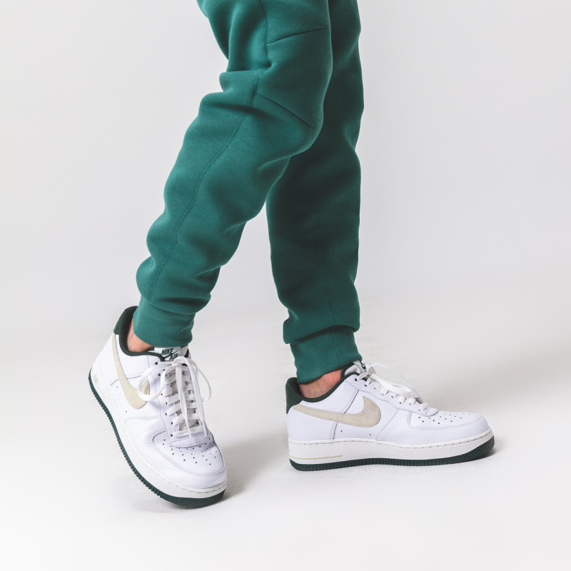 Nike Pantofi Sport AIR FORCE 1 '07 LV8 COB 