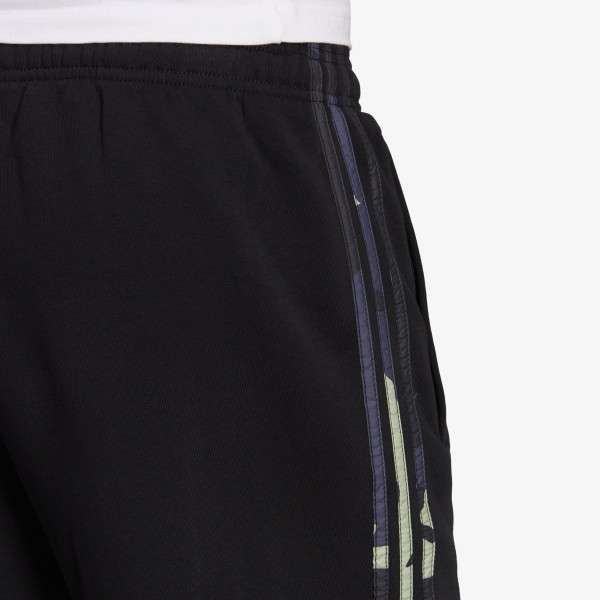 adidas Pantaloni scurti Camo Shrt Fleec 