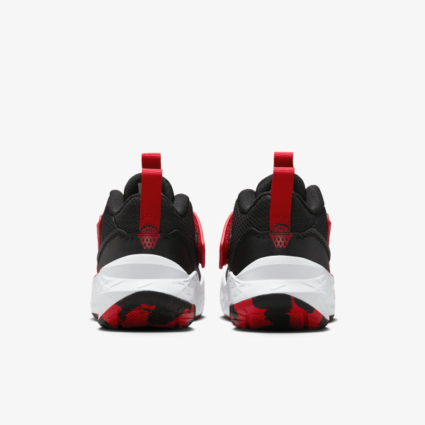 Nike Pantofi Sport Team Hustle 
