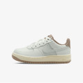 Nike Pantofi Sport AIR FORCE 1 LV8 4 BG 
