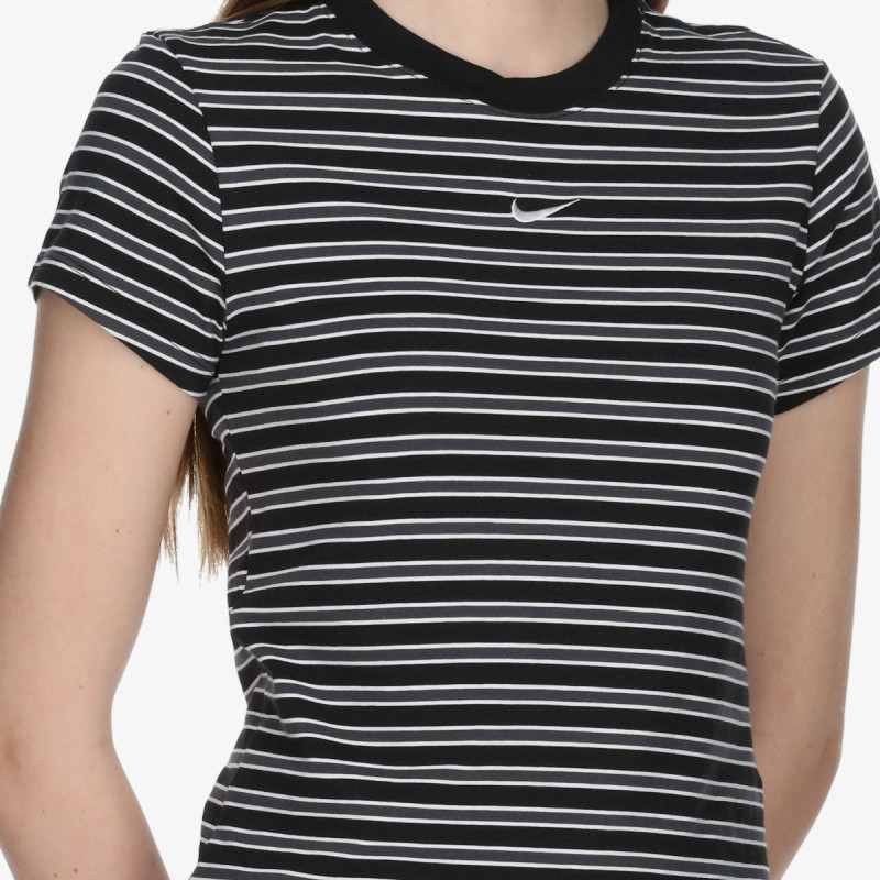 Nike Tricou Sportswear Chill 