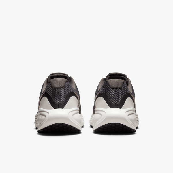 Nike Pantofi Sport W NIKE REVOLUTION 8 