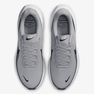 Nike Pantofi Sport NIKE REVOLUTION 8 