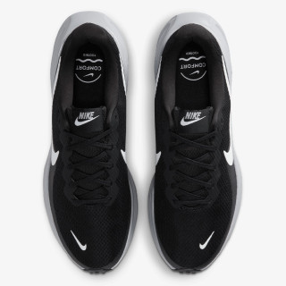 Nike Pantofi Sport NIKE REVOLUTION 8 